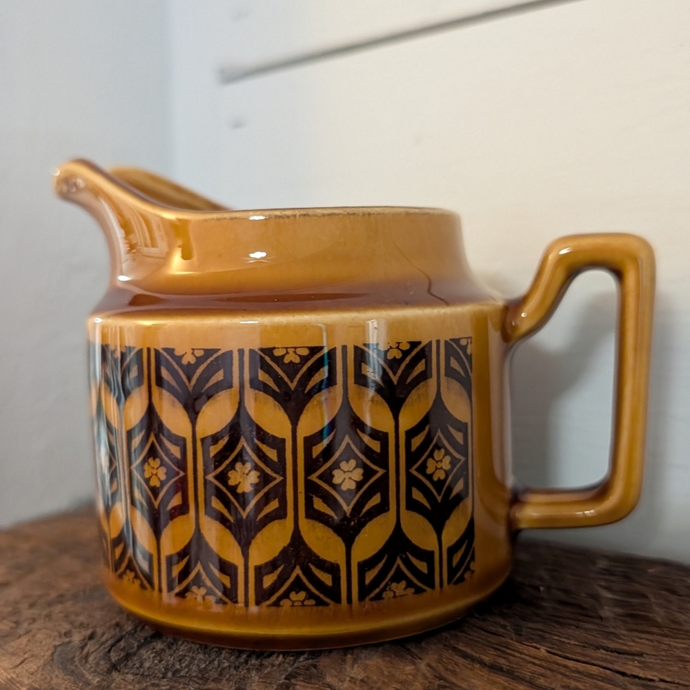 Vintage Mid-century Royal Sealy Creamer